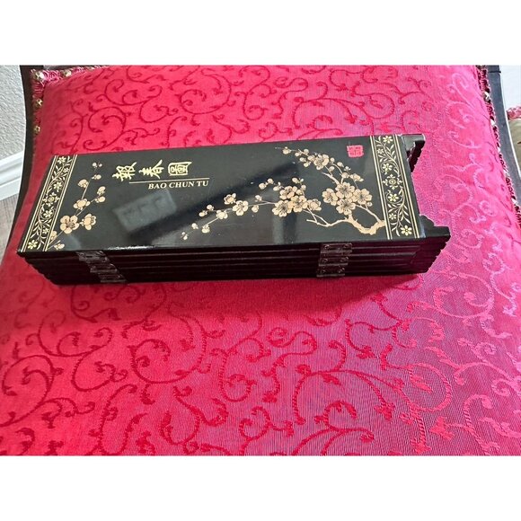 Miniature Chinese Table Top Screen with Plum Blossoms - Picture 6 of 6